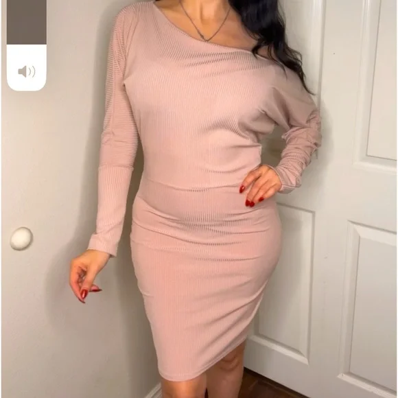 Off Shoulder Dress - Picture 4 of 4